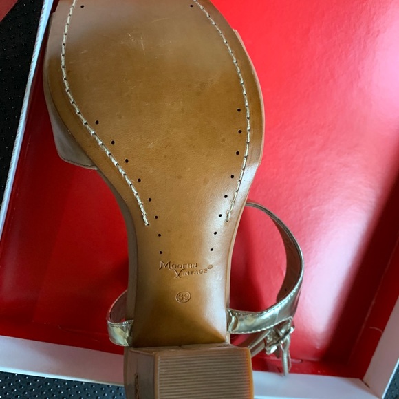 👡Modern Vintage Heels, 9 - Picture 6 of 6